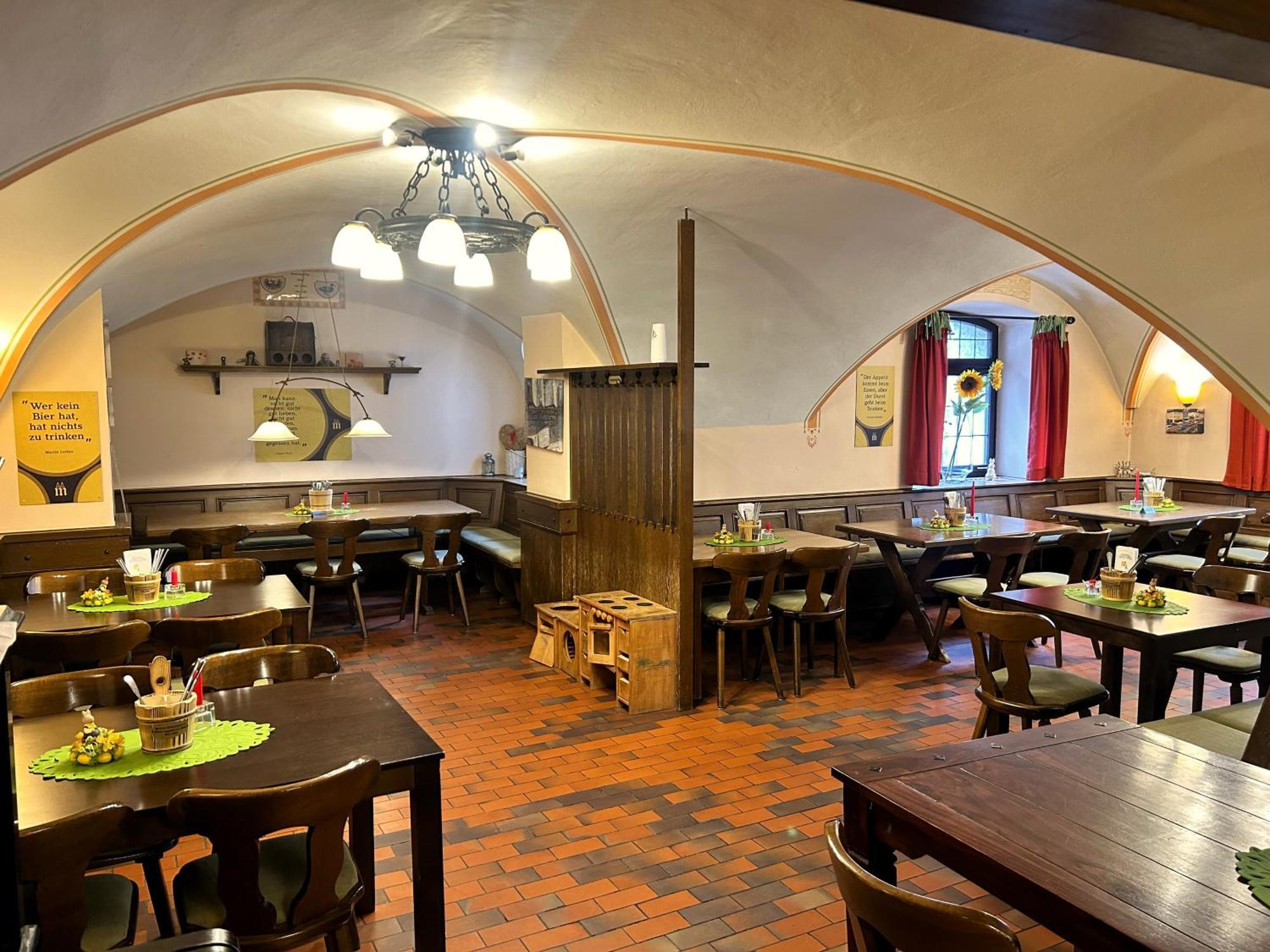 Brauereigasthof Zur Muenz Seit 1586 Günzburg Eksteriør bilde